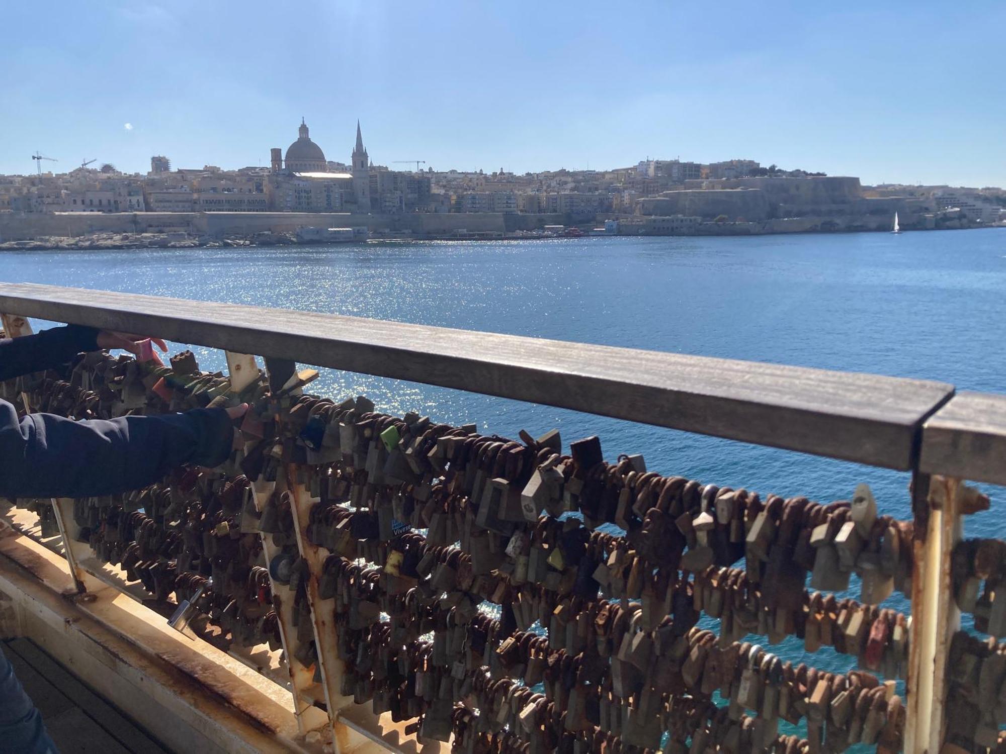 شقة Charming Central Townhouse In Sliema Steps From Promenade And Sliema Ferry المظهر الخارجي الصورة